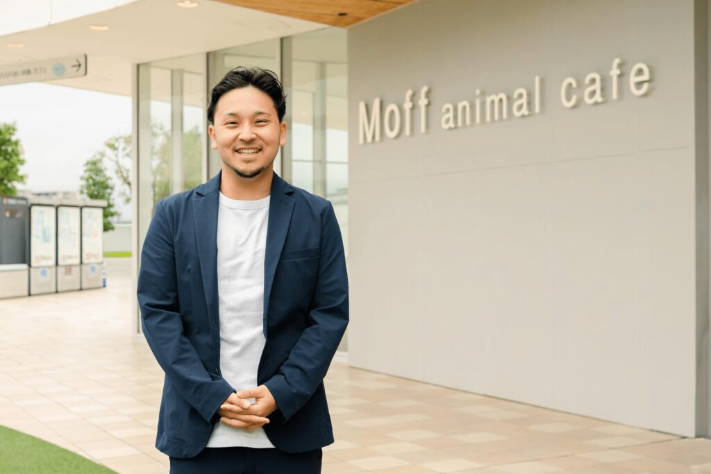 MOFFの働き方：中途採用からエリアマネージャーとして働く男性社員